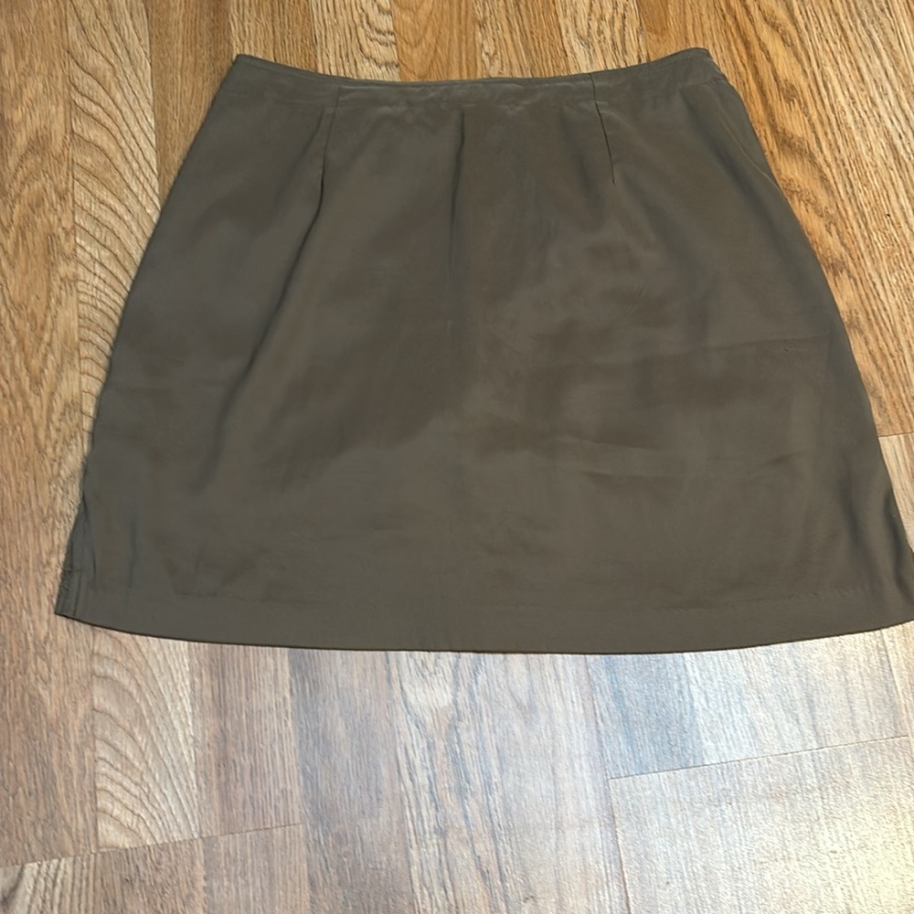 Jamie Sadock, casual active wear solid light brown skort/mini skirt. Size 6. - Picture 4 of 17